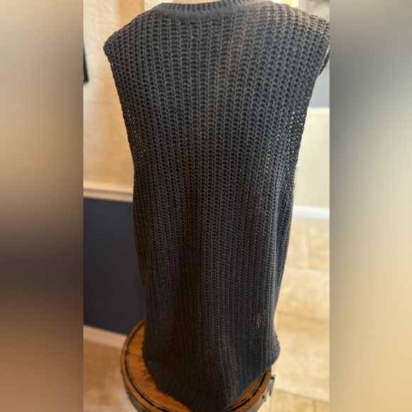 POL Slate Grey Open Knit Scoop Neck Sleeveless Hi-Lo  Sweater Size Large - Picture 10 of 14